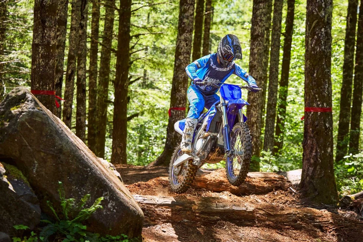 YZ450FX 2025 - Image 7