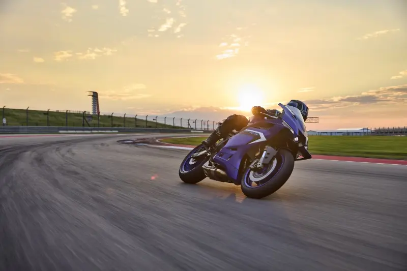YZF-R9 2025 - Image 8